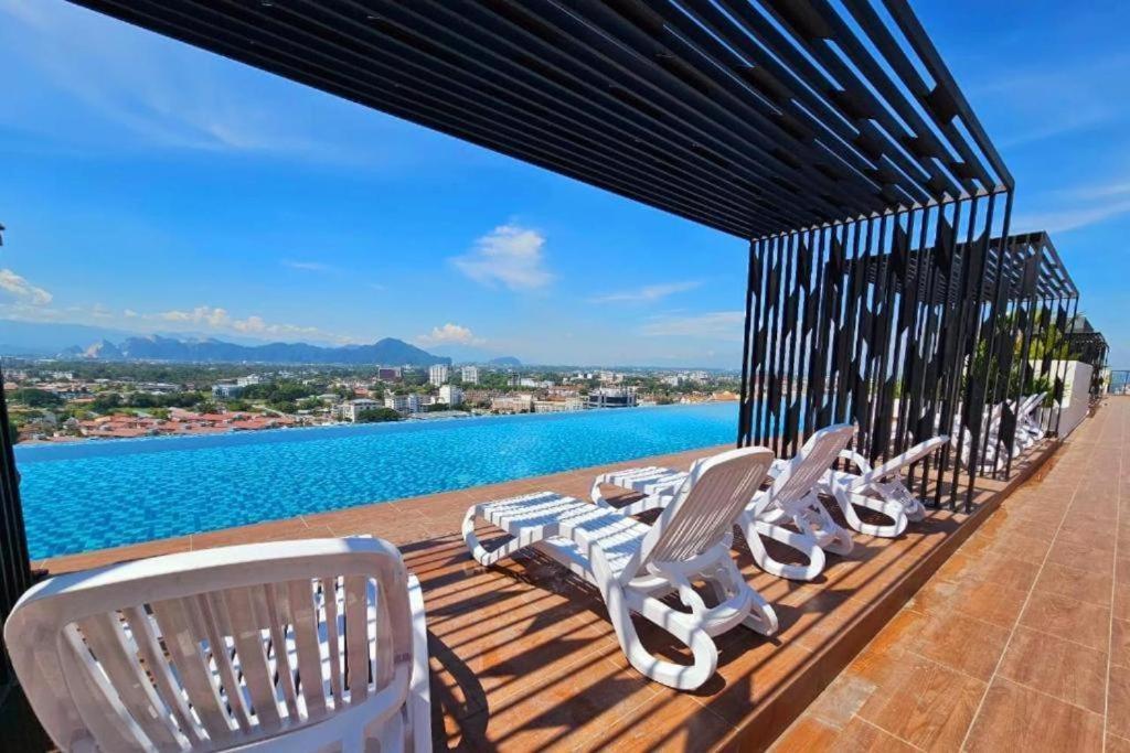 Jomstay - Horizon Suites Ipoh Town Skypool エクステリア 写真