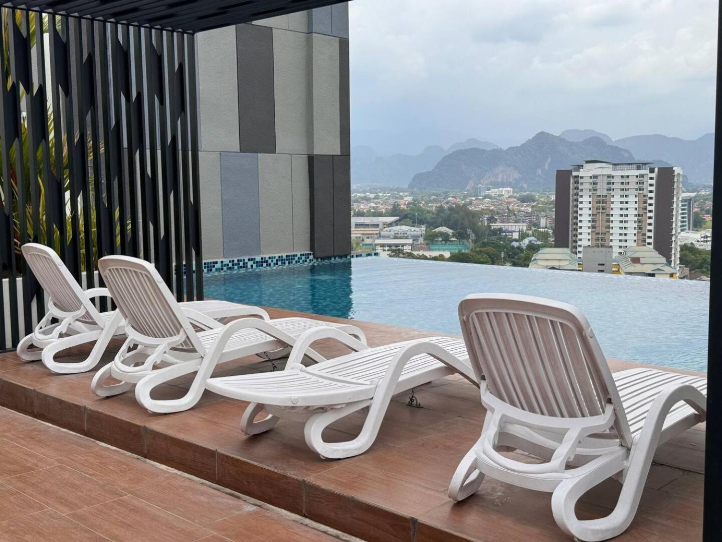 Jomstay - Horizon Suites Ipoh Town Skypool エクステリア 写真
